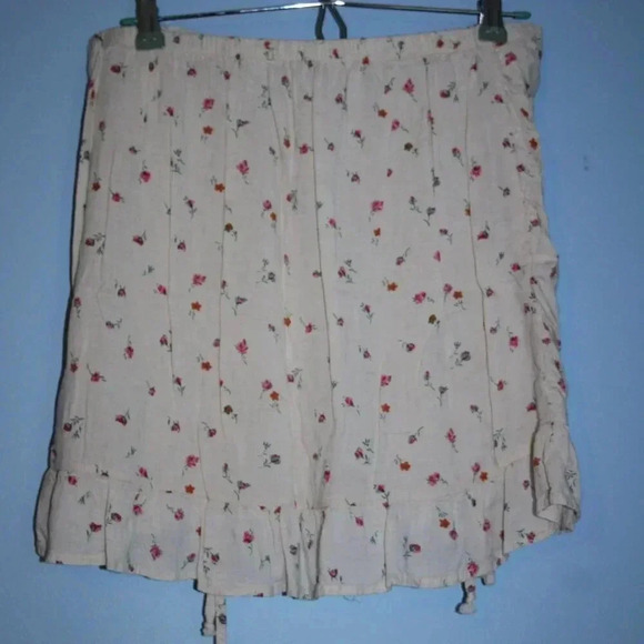 Wild Fable Floral Print Lined Skirt Sized Large - Picture 13 of 16